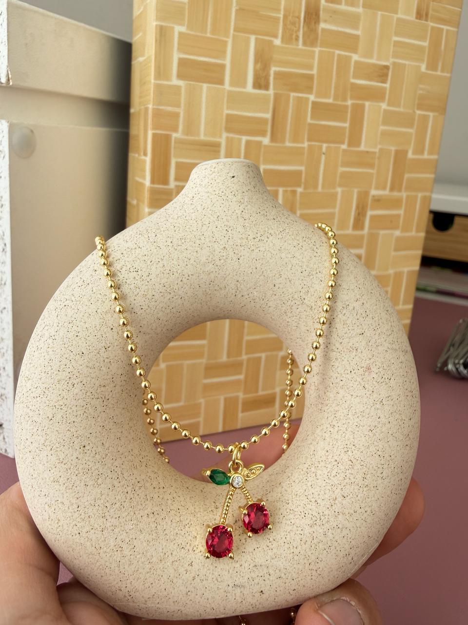 Collar Cereza con Cadena de Bolitas
