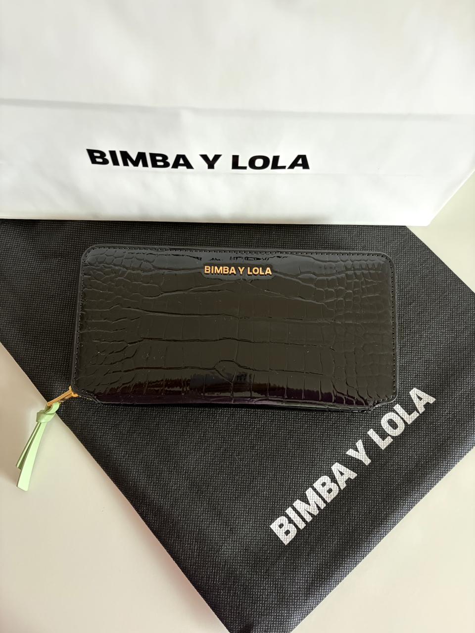 Billetera Bimba Y Lola  Grabado Cocodrilo Color Negro