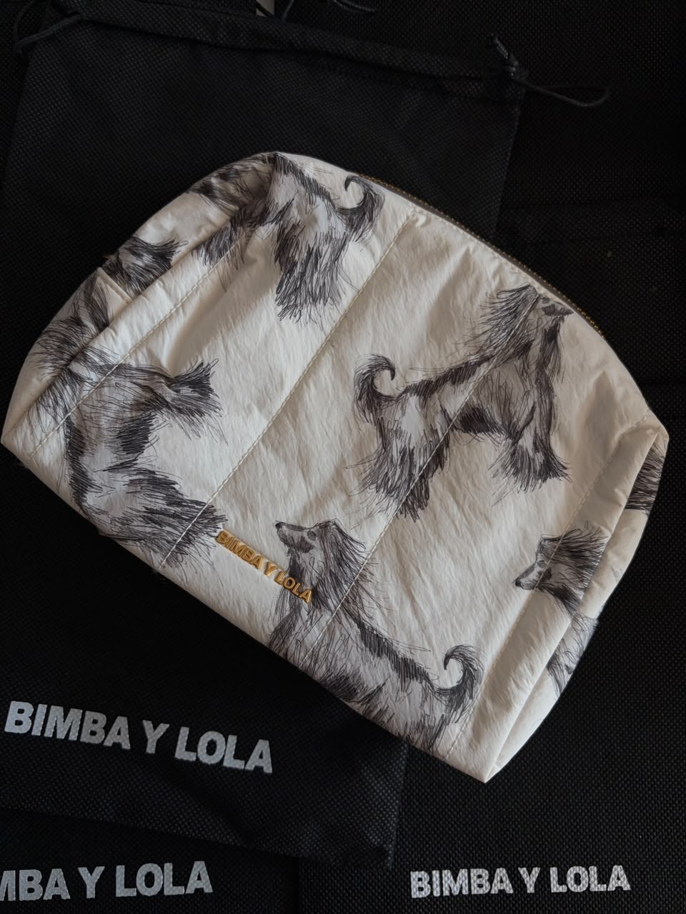 Neceser Bimba y Lola Perro