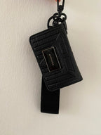 Tarjetero Amphora Negro con Lanyard