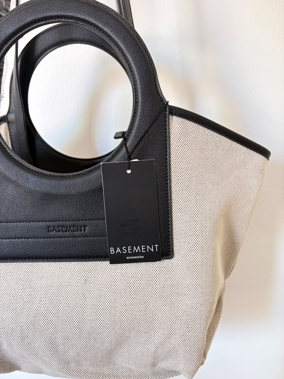 Cartera Tote Basement