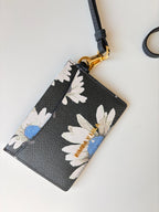Tarjetero Bimba Y Lola – Estampado Floral Negro