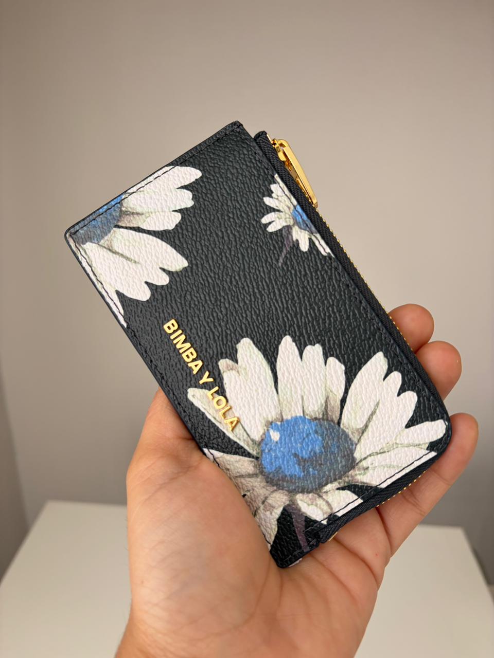 Monedero Tarjetero Floral Negro Bimba y Lola