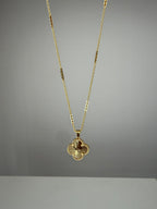Collar Trébol Dorado en Baño de Oro